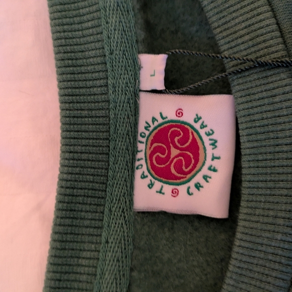Traditional Craftware Irish Sweater L NWT - Picture 3 of 14